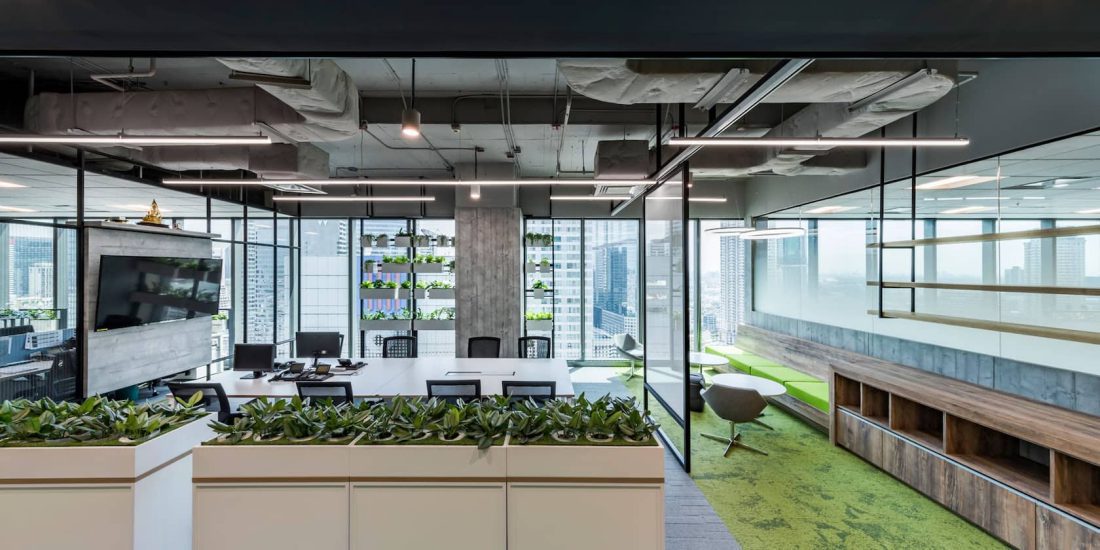 طراحی داخلی اتاق های کار تایلند با گیاهان مختلف - اسیستانت آس دیزاین
