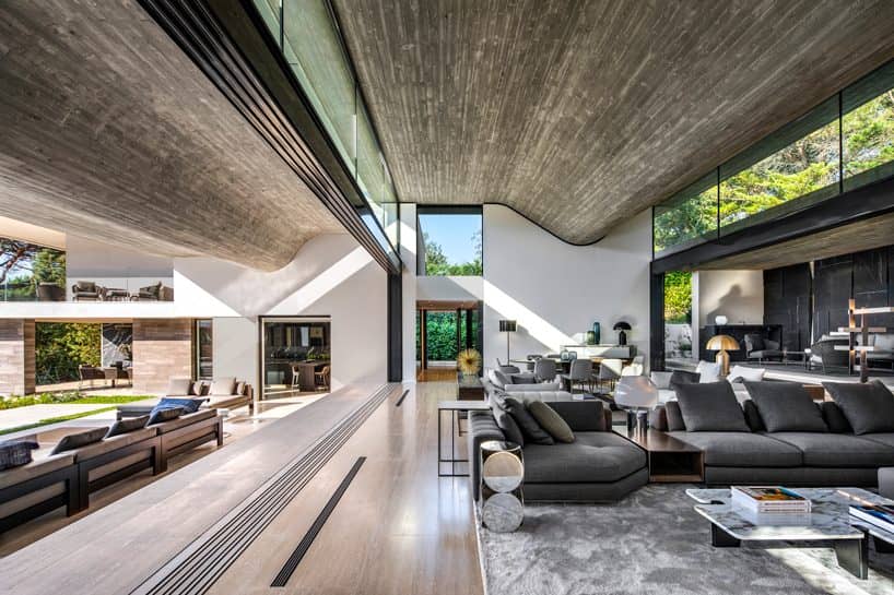 طرح داخلی خانه ی تابستانی سائوتای با سقف موج دار - اسیستانت آس دیزاین