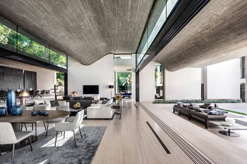 طرح داخلی خانه ی تابستانی سائوتای با نور و نسیم دریایی تازه - اسیستانت آس دیزاین