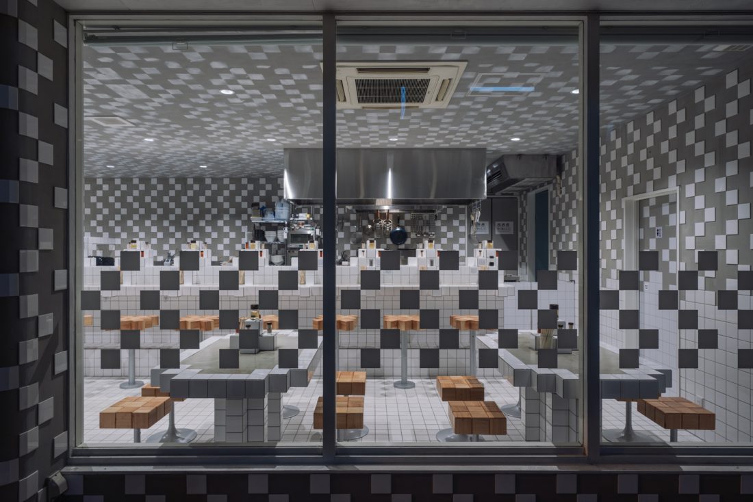 طرح فضای بیرونی رستوران- تحریریه آس دیزاین